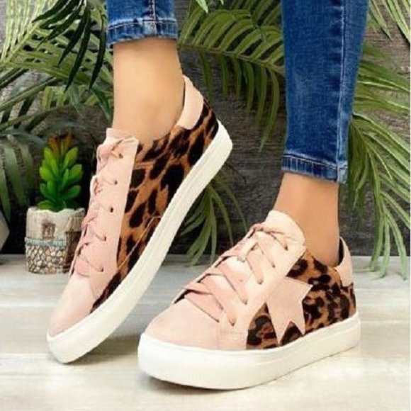 The NEW Boutique Shoes - Blush Leopard Print One Star Sneakers